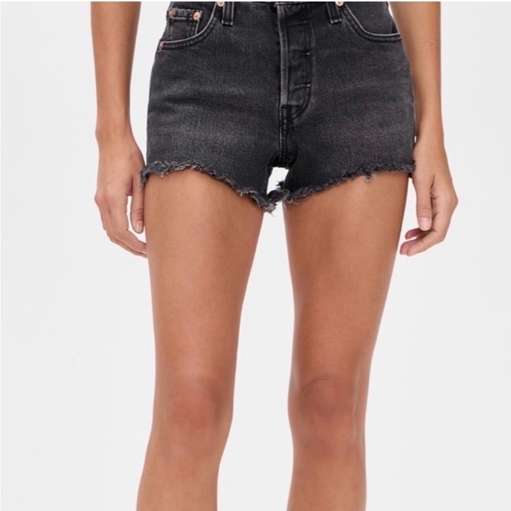 Levis 501 Womens Black High Rise Button Fly Cut-off Shorts-Size 28